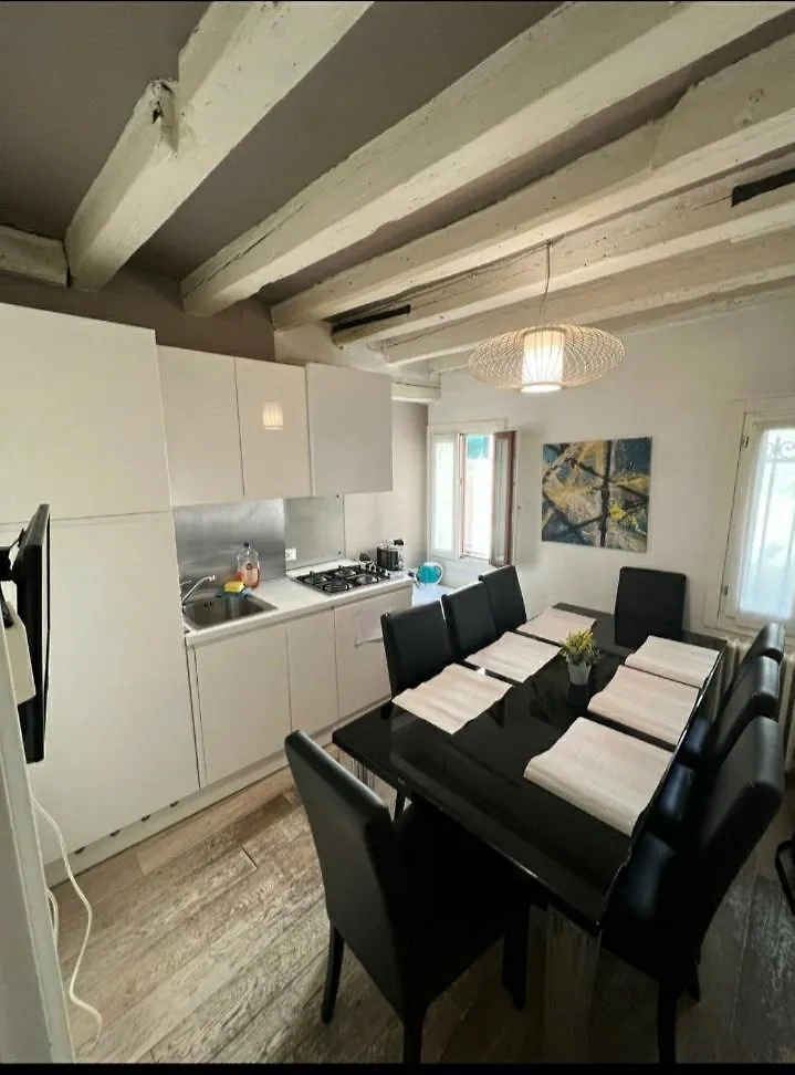 Rialto Rooms Very Central Venice Italy