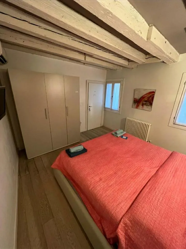 Homestay Rialto Rooms Very Central Venice Italy