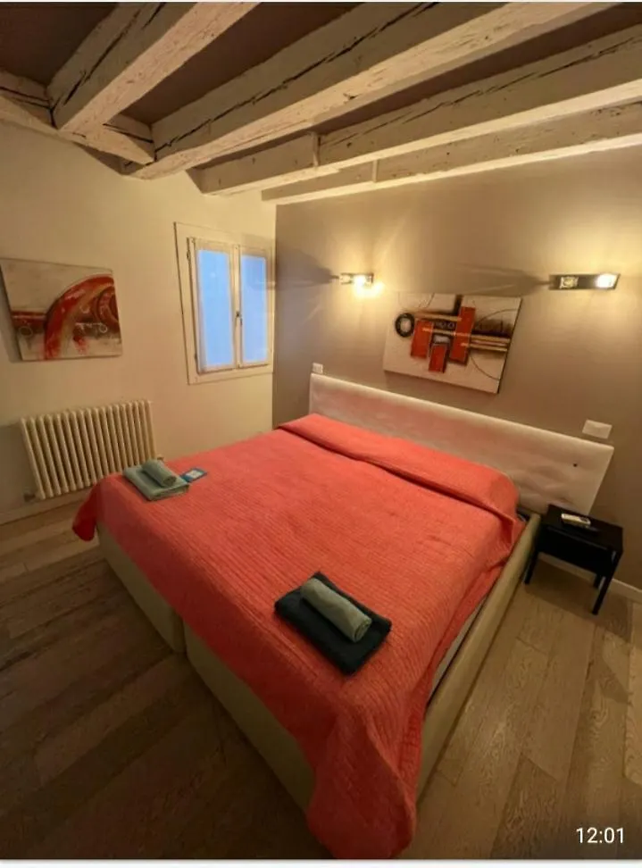 Rialto Rooms Very Central Venezia 0*,  Italia